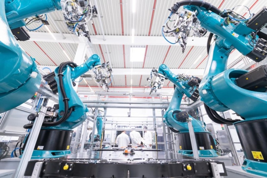 DRÄXLMAIER Group Mission, Benefits, and Work Culture