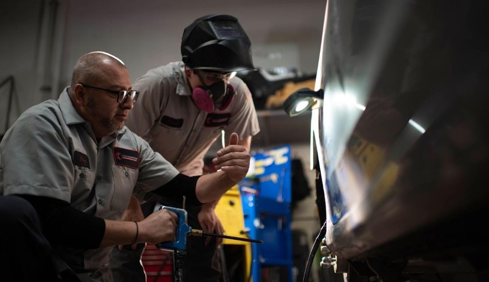 Crash Champions Collision Repair Team Mission, Benefits, and Work ...