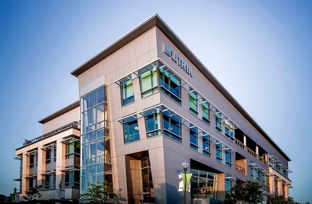 Lithia & Driveway Mission, Benefits, and Work Culture