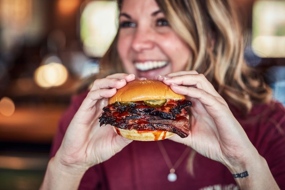 Jim 'N Nick's Mission, Benefits, and Work Culture