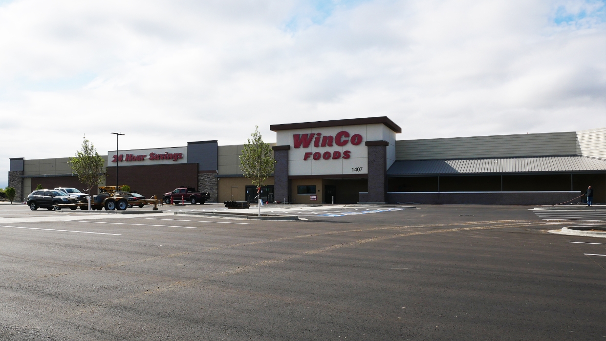 WinCo Foods Mission, Benefits, and Work Culture