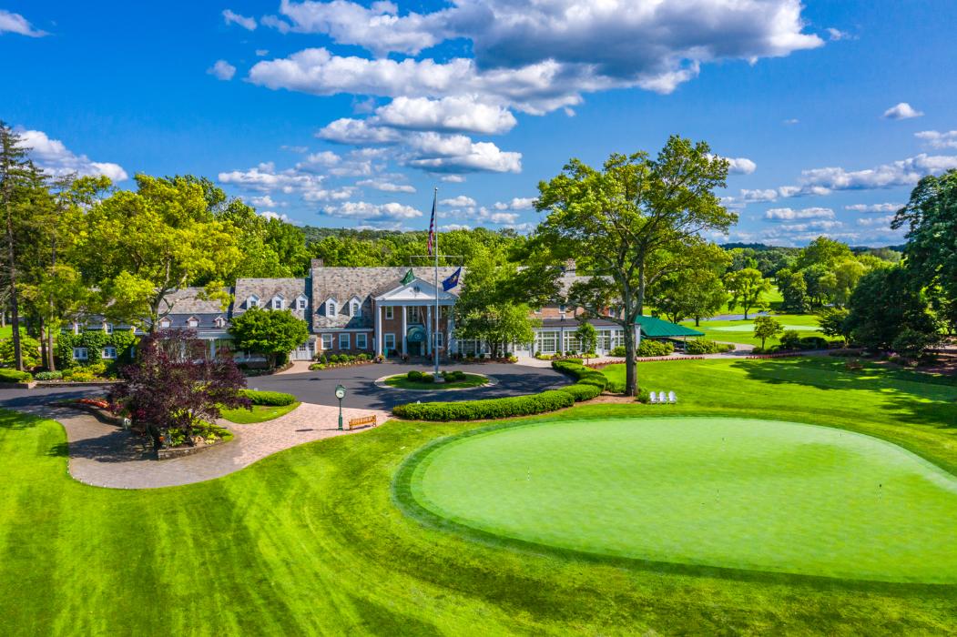 Saucon Valley Country Club Mission, Benefits, and Work Culture