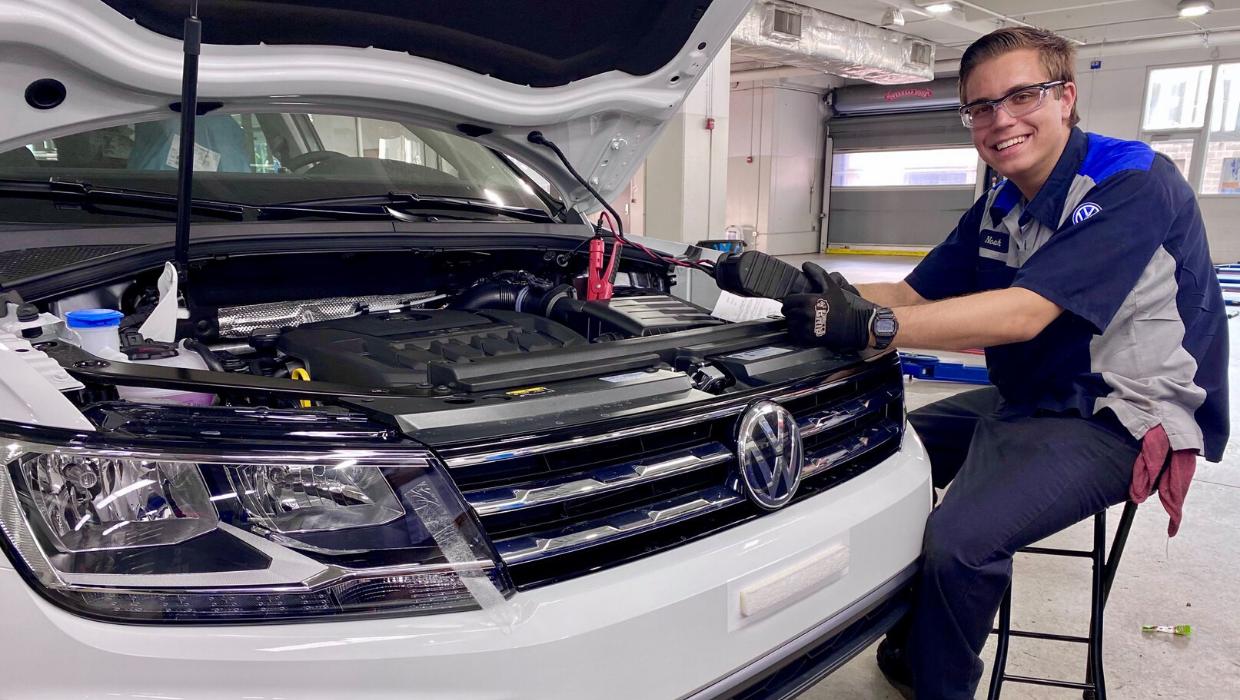 Rick Case Automotive Group Mission, Benefits, and Work Culture