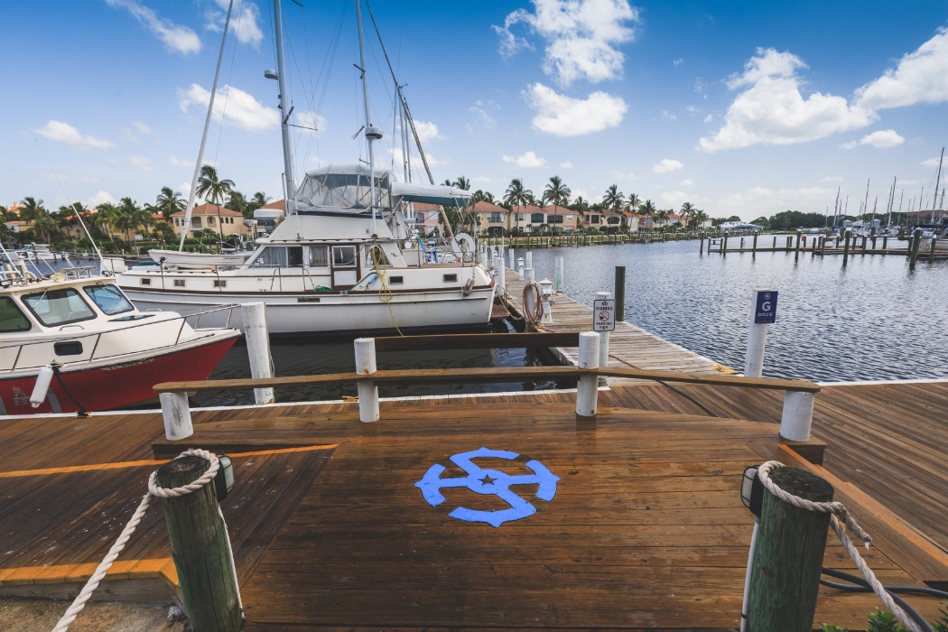 SAFE HARBOR MARINAS Mission, Benefits, and Work Culture