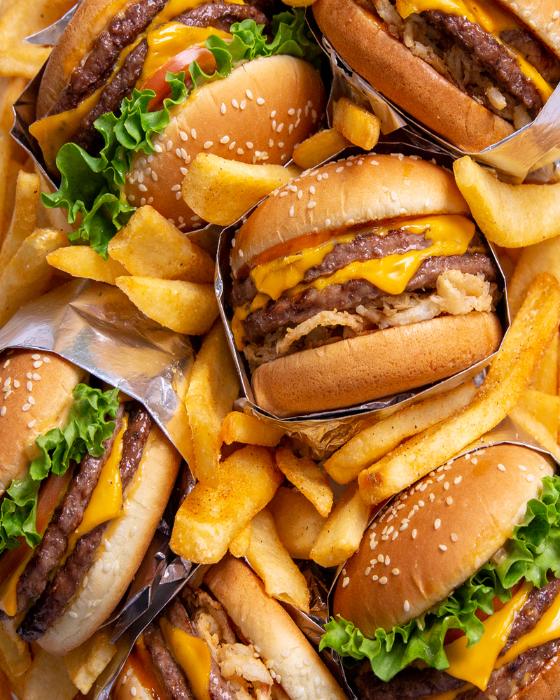 Red Robin Mission, Benefits, and Work Culture