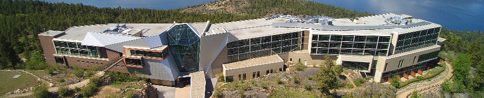 Company banner showing Visual Corporation branding