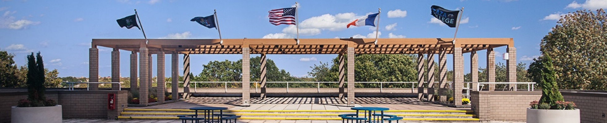 Company banner showing Visual Corporation branding