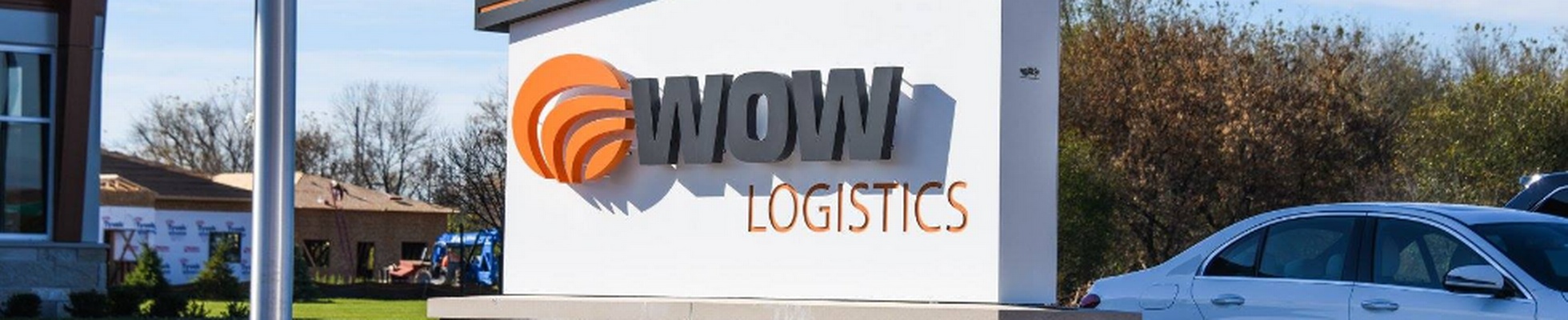 Company banner showing Visual Corporation branding