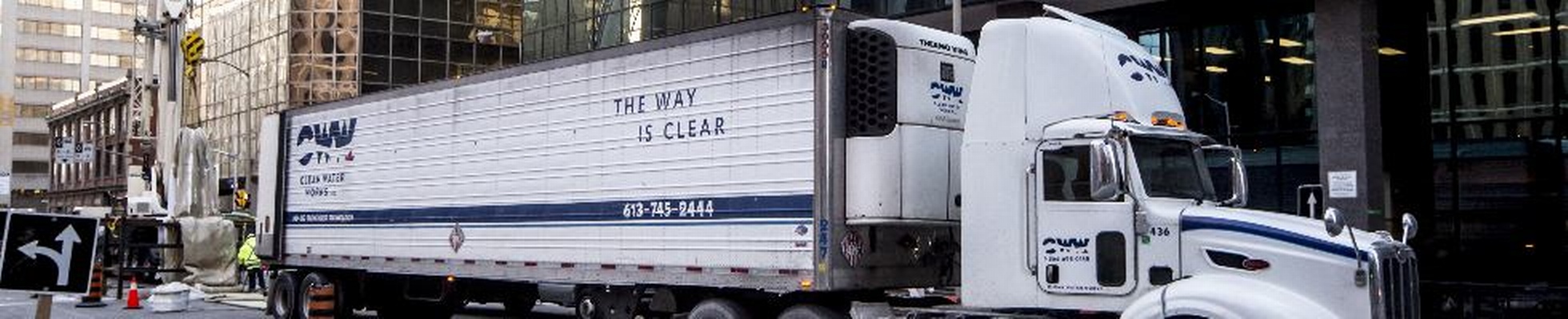 Company banner showing Visual Corporation branding