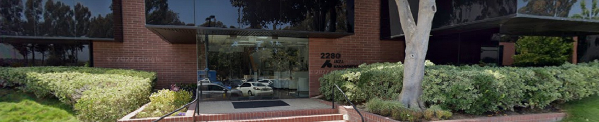 Company banner showing Visual Corporation branding
