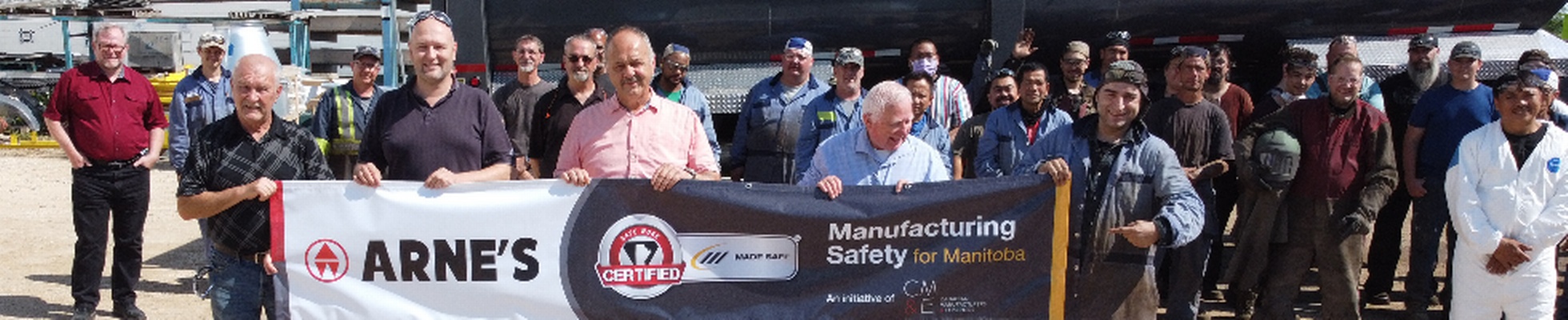Company banner showing Visual Corporation branding
