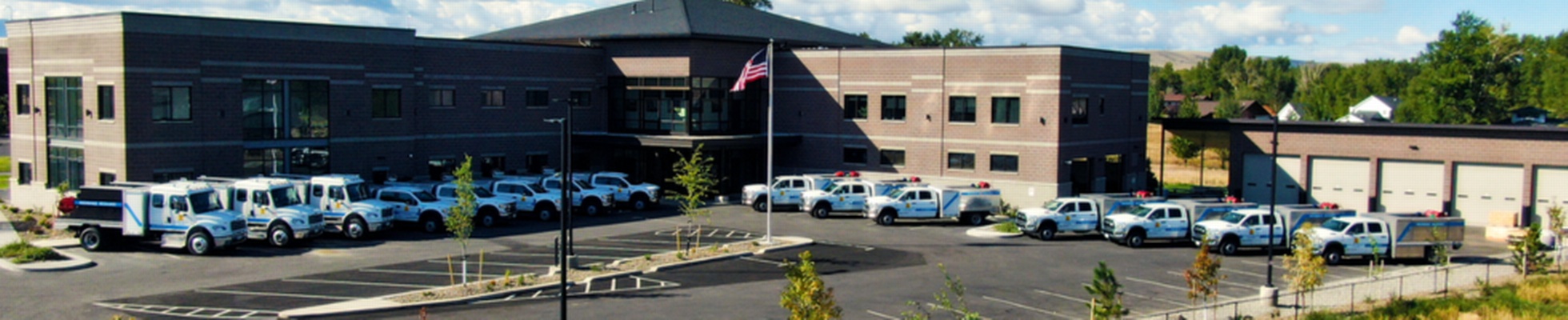 Company banner showing Visual Corporation branding
