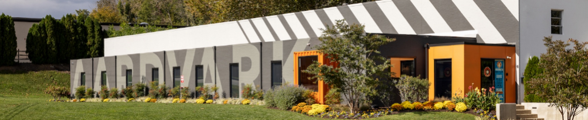 Company banner showing Visual Corporation branding