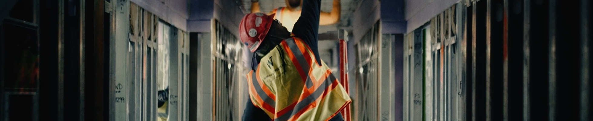 Company banner showing Visual Corporation branding