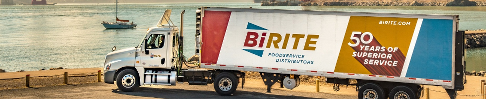 Company banner showing Visual Corporation branding