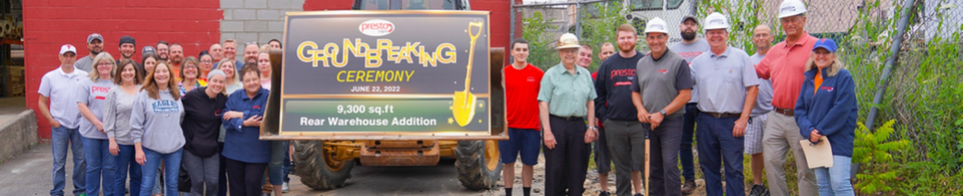 Company banner showing Visual Corporation branding