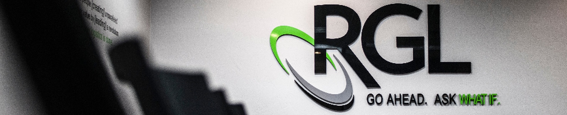 Company banner showing Visual Corporation branding