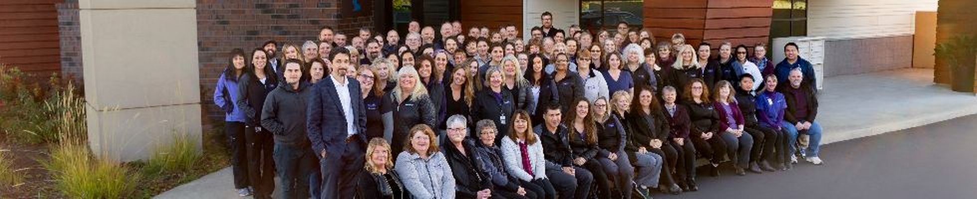 Company banner showing Visual Corporation branding