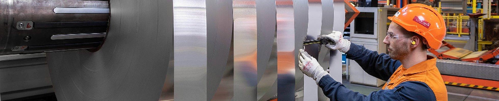 Aluminium Duffel logo