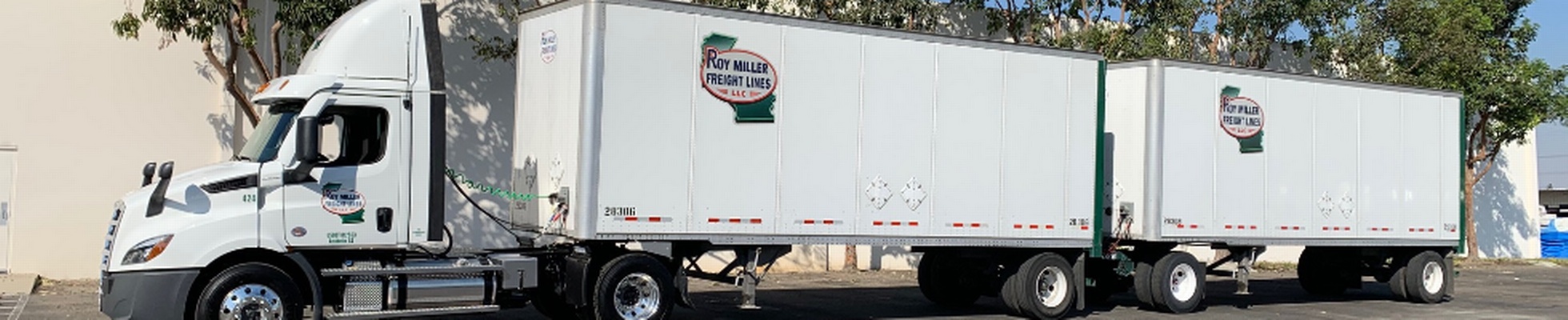 Company banner showing Visual Corporation branding