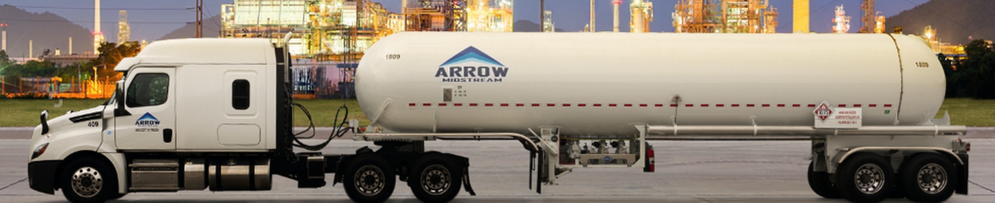 Company banner showing Visual Corporation branding
