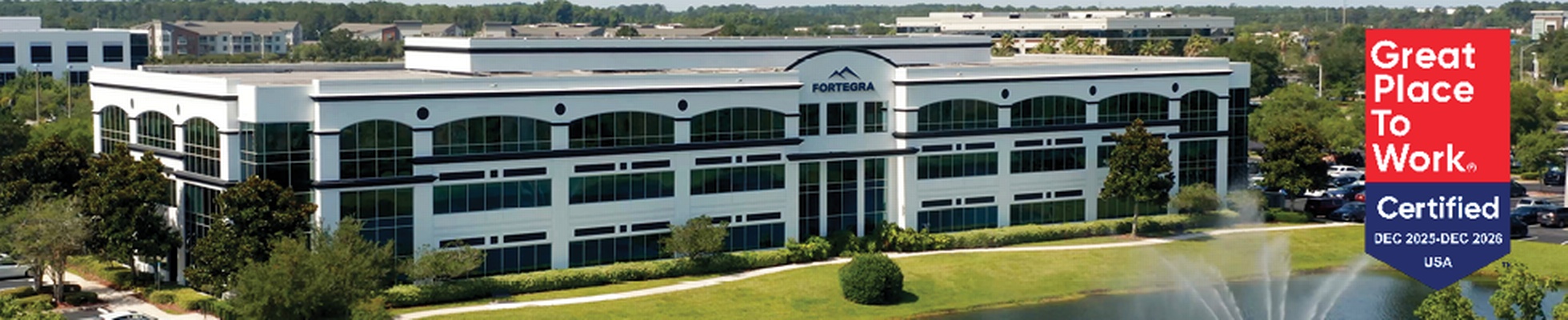 Company banner showing Visual Corporation branding
