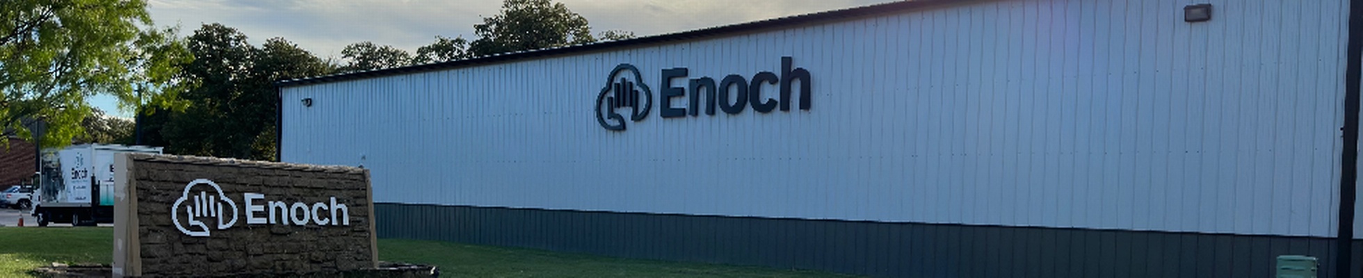 Company banner showing Visual Corporation branding