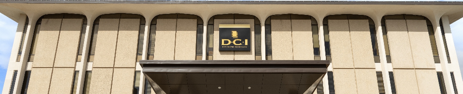 Company banner showing Visual Corporation branding