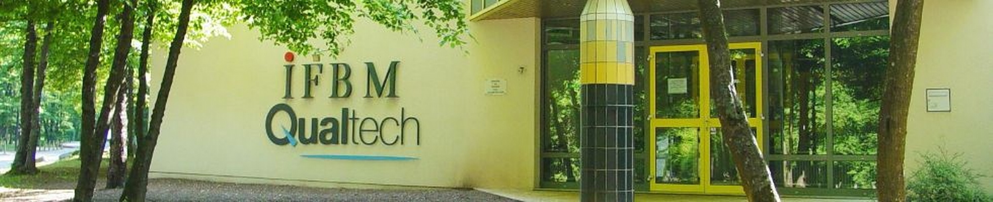 Company banner showing Visual Corporation branding