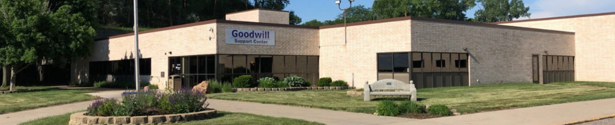 Company banner showing Visual Corporation branding