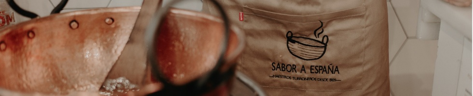 Company banner showing Visual Corporation branding
