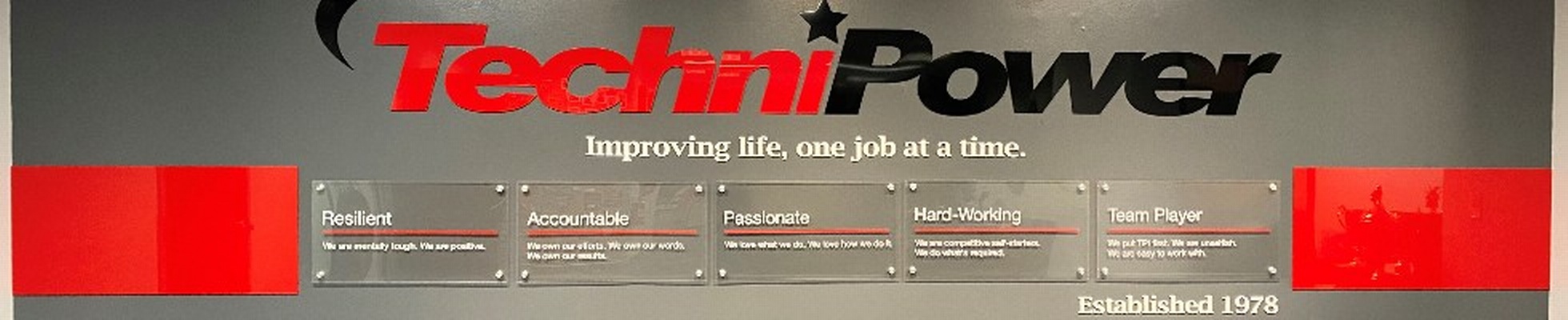 Company banner showing Visual Corporation branding