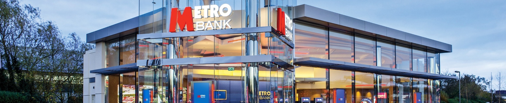 Metro Bank PLC logo