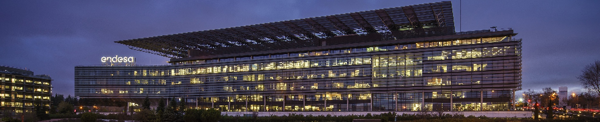 Company banner showing Visual Corporation branding
