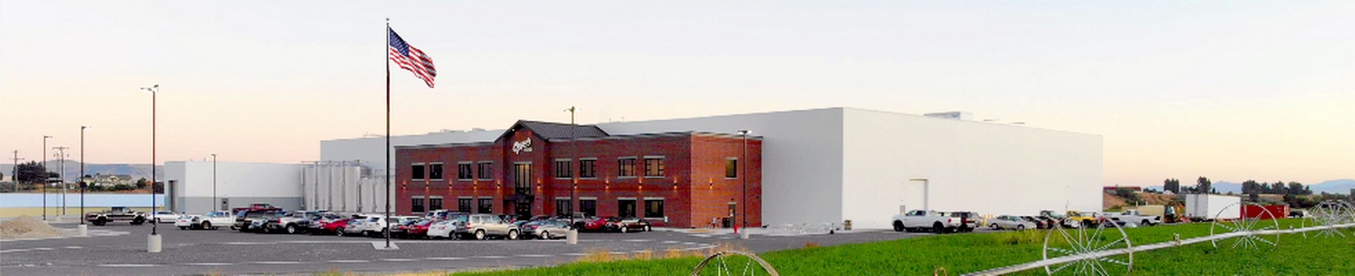 Company banner showing Visual Corporation branding