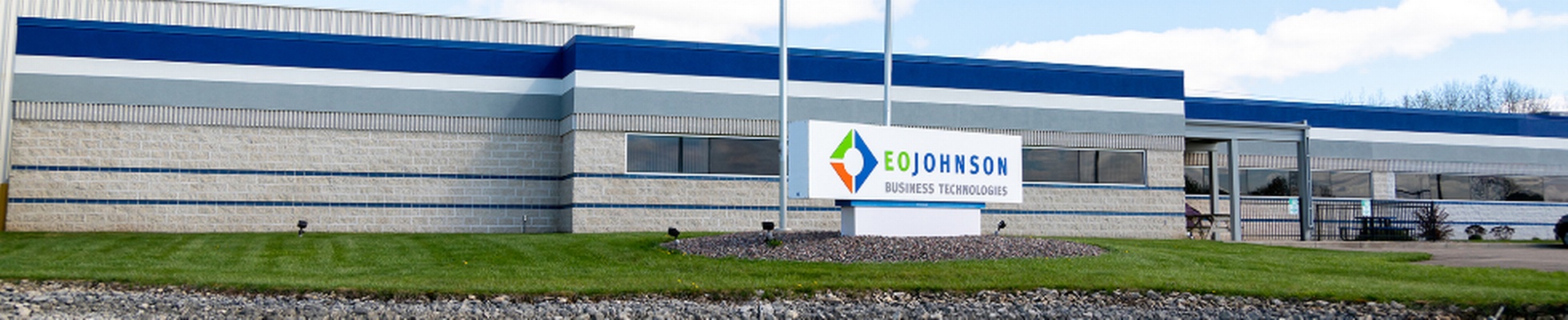 Company banner showing Visual Corporation branding