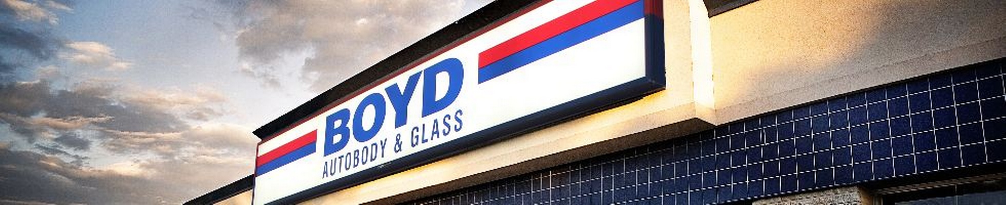 Company banner showing Visual Corporation branding