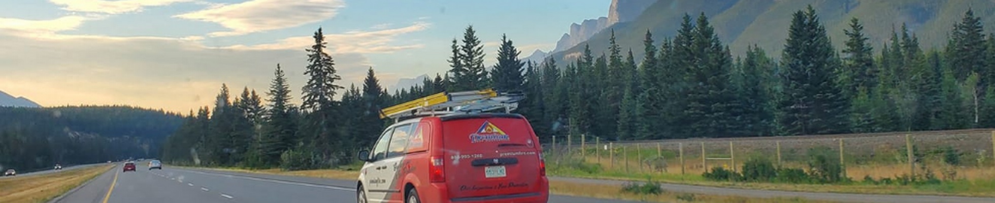 Company banner showing Visual Corporation branding
