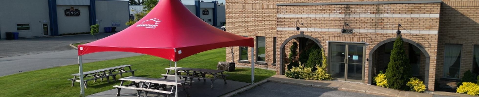 Company banner showing Visual Corporation branding