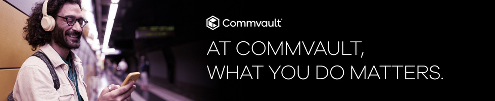 Company banner showing Visual Corporation branding