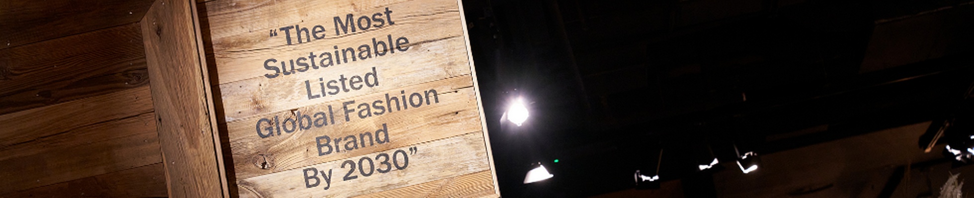 Company banner showing Visual Corporation branding