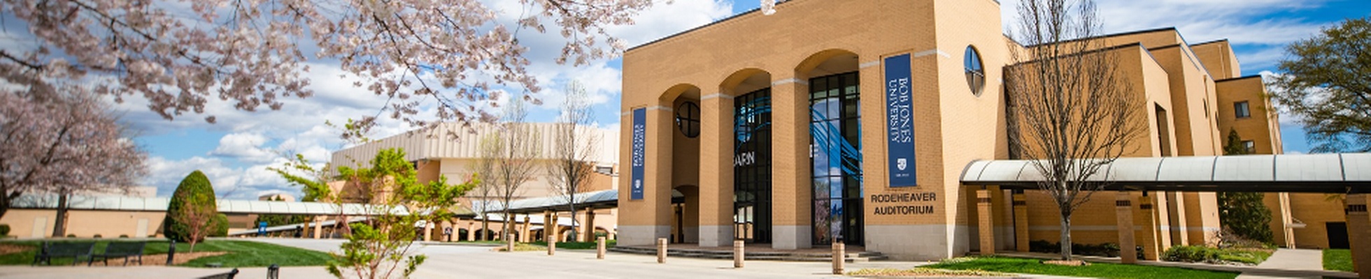 Company banner showing Visual Corporation branding