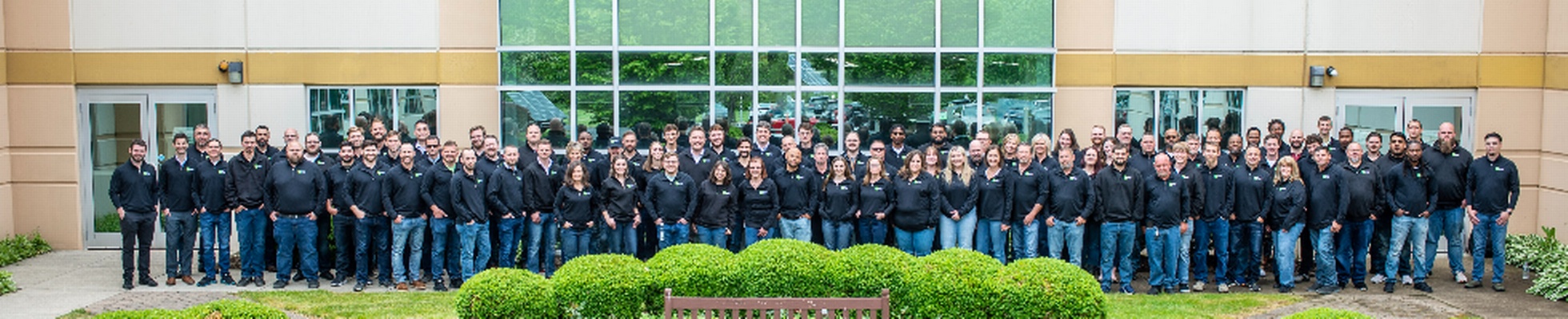 Company banner showing Visual Corporation branding