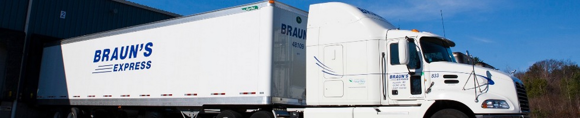 Company banner showing Visual Corporation branding