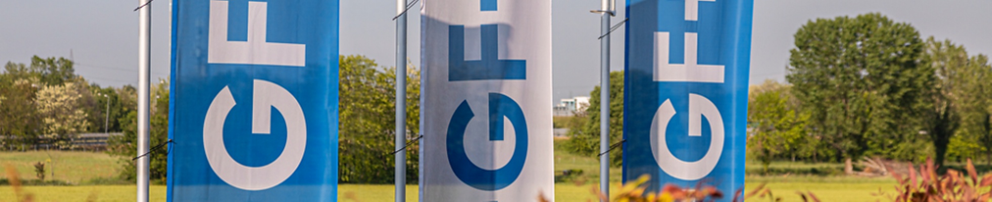 Company banner showing Visual Corporation branding