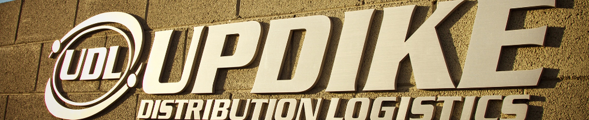 Company banner showing Visual Corporation branding