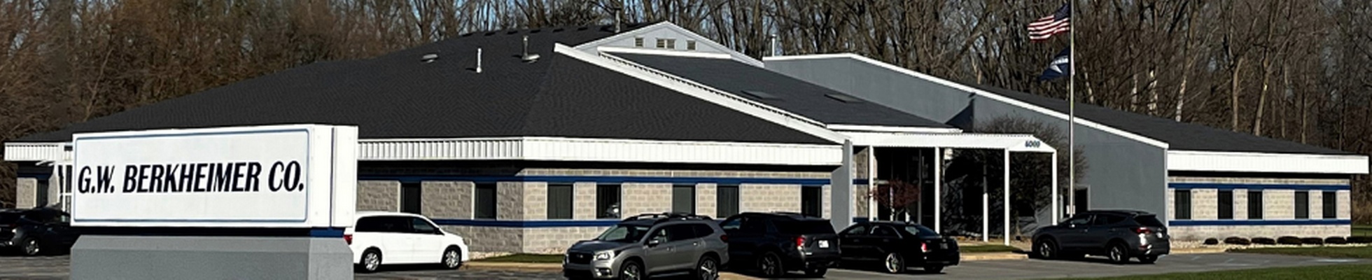 Company banner showing Visual Corporation branding