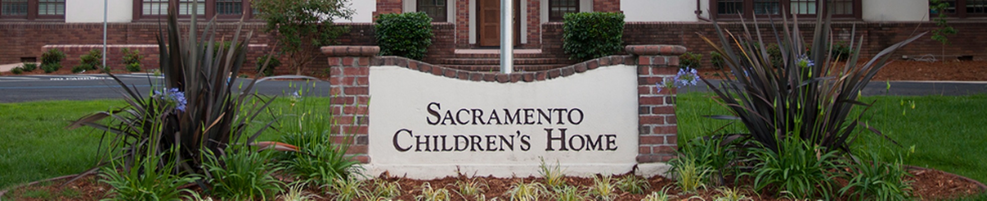 Company banner showing Visual Corporation branding