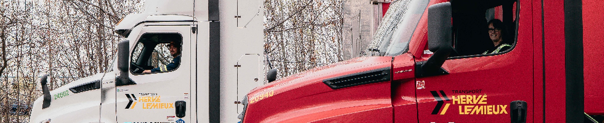 Company banner showing Visual Corporation branding