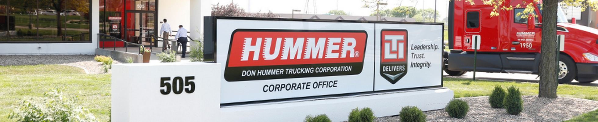 Company banner showing Visual Corporation branding